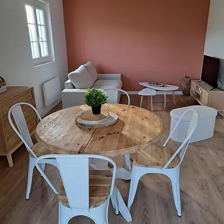 Les Paquerettes Holiday home